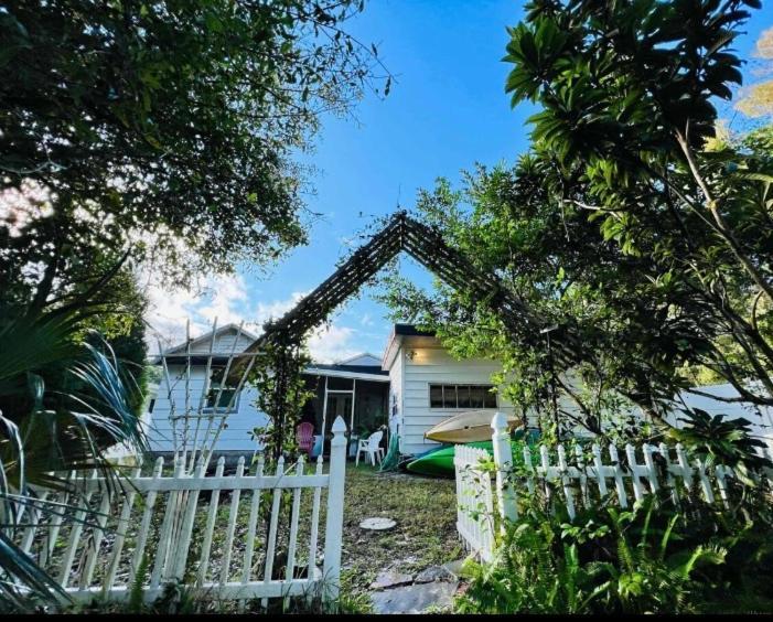 Cozy Cottage River House ウィーキ・ワチー エクステリア 写真